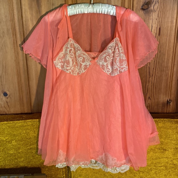 Vintage lingerie set - Picture 2 of 5